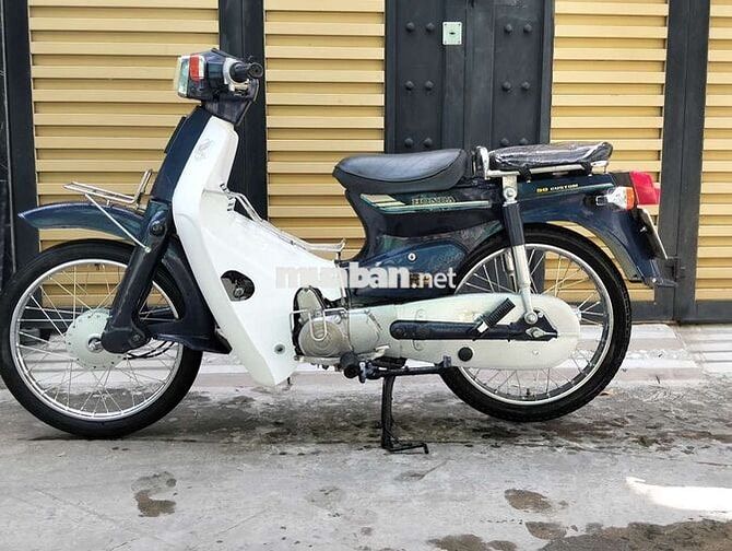 Honda Custom 50 Xanh, Trắng