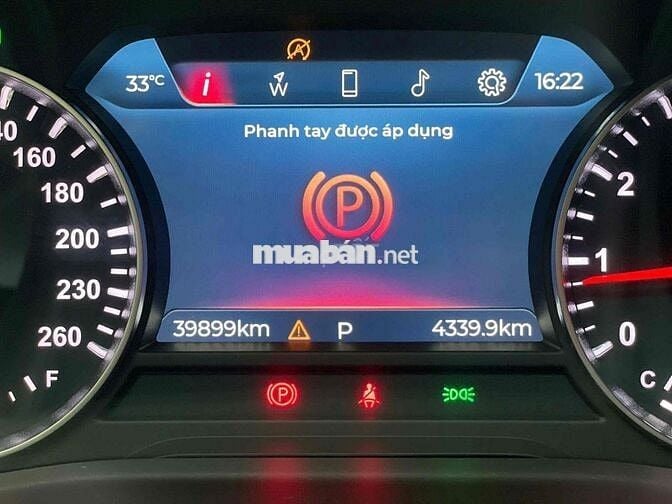 VinFast Lux A2.0 Plus 2022 Đen 39899 km