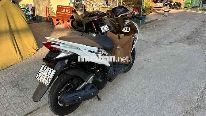 Honda Click Thái 2015 Trắng ( hỗ trợ góp )