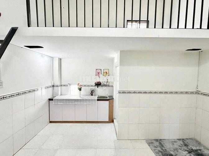 PHÒNG TRỌ GÁC CAO 2M NẰM KẾ BÊN AEON TÂN PHÚ