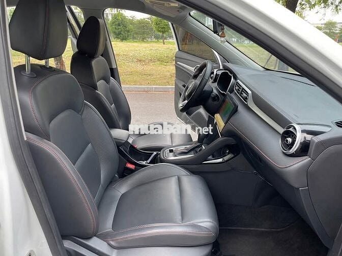 MG ZS STD 2025 Trắng CVT 1.5L