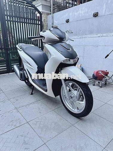 Honda SH160 ABS 2026 Trắng 100km bao check hãng