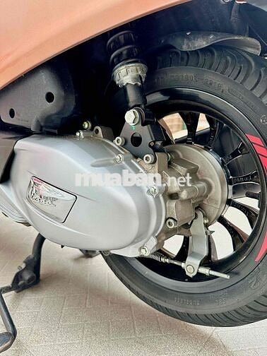 Piaggio Vespa Sprint 150cc 2022 Hồng 20k km