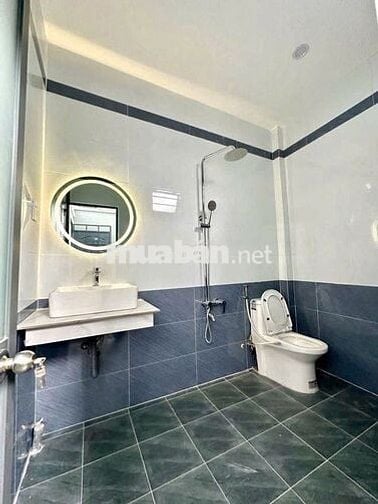 Nhà Tương Bình Hiệp 2 tỷ 180tr