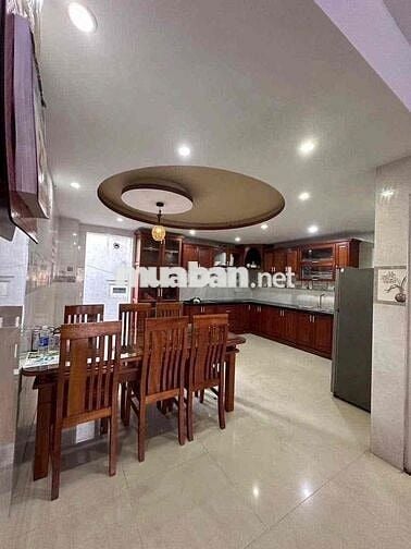 CHO KD LƯU TRÚ,5PN,5WC MT NGÔ QUYÊN