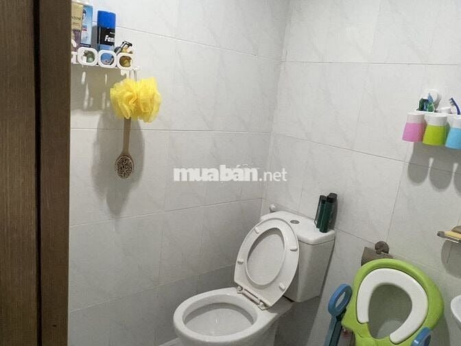 CHO THUÊ ĐẦU T9 Ở CĂN HỘ CC SÀI GÒN TOWER 2PN 8TR CÓ NỘI THẤT 