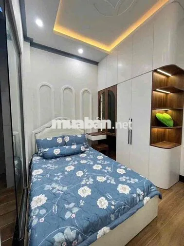 NHÀ MÁI THÁI P3 còn *** căn. Dãy nhà rất đẹp !