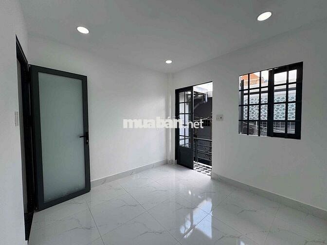 Nhà Khu tên lữa 2TY750, 2 PN, 2WC, sổ riêng