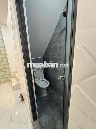 Nhà Khu tên lữa 2TY750, 2 PN, 2WC, sổ riêng