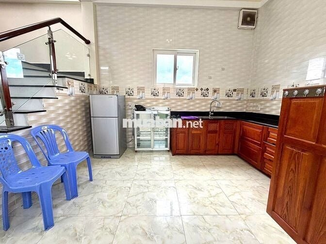 CHO THUÊ NHÀ NGUYÊN CĂN 4 PHÒNG NGỦ ĐƯỜNG TRẦN ANH TÔNG