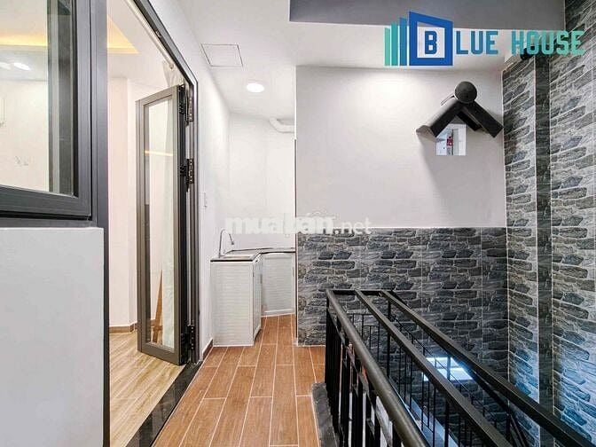 CHDV 1PN RỘNG RÃI CÓ BANCOL NGAY HOÀNG VĂN THỤ