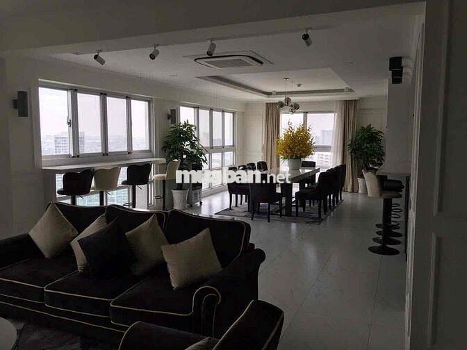 PENTHOUSE HAPPY VALLEY 5PN NỘI THẤT MỚI ĐẦY ĐỦ Ô XE HẦM GIÁ 4000$