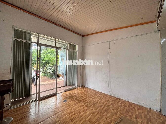 CHO THUÊ NHÀ - HẺM 23 NGUYỄN KHUYẾN - ĐƯỜNG OTO RA VÀO THOẢI MÁI.