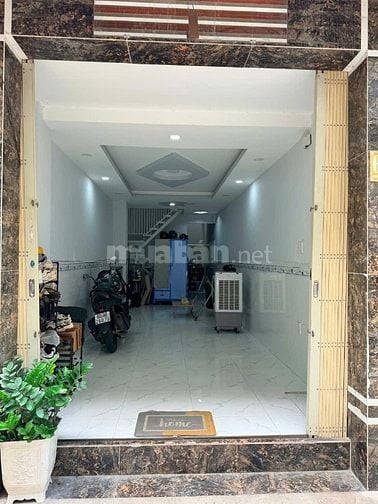  Cần bán gấp nhà hẻm ba gác 63/. đường Bình Quới,Phường 27.