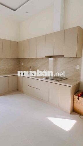 NHÀ ĐẸP MỚI XÂY SẴN MÁY LẠNH 2PN 2WC Ở + VPCTY+ ONL GẦN CC SUNVIEW