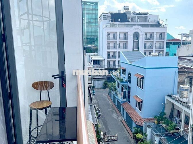 STUDIO FULL NỘI THẤT – BAN CÔNG RIÊNG – GẦN HÀNG XANH