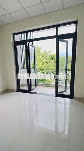 NHÀ ĐẸP MỚI XÂY SẴN MÁY LẠNH 2PN 2WC Ở + VPCTY+ ONL GẦN CC SUNVIEW