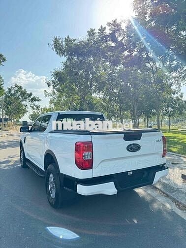 Ford Ranger XLS 2022 Số sàn 79162 km