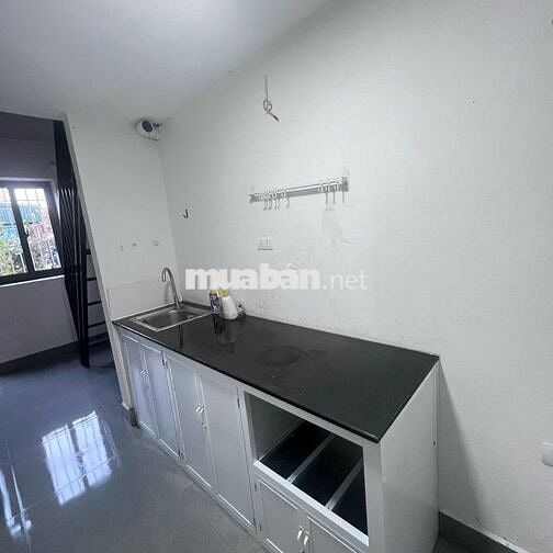 Cho thuê gấp căn hộ chung cư 1 ngủ, 1 khách phường Tứ Liên, Tây Hồ