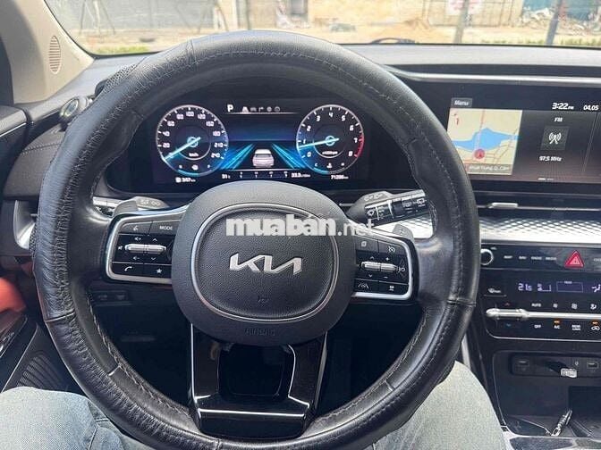 KIA Carnival 2022 Trắng 70000 km