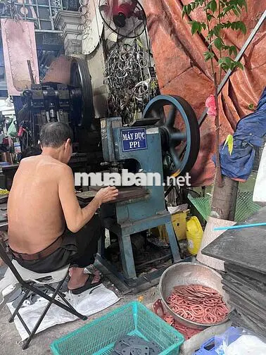 TUYỂN THỢ DẬP MÁY, LÀM RON