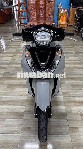 Honda SH Mode ABS 2025 Xám 1000 km