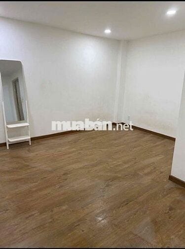 NHÀ MỚI 5X12M2 LÝ THƯỜNG KIỆT GẦN QUẬN 10