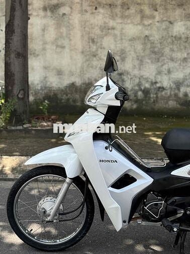 Honda Wave 2020 Trắng Zin êm chưa chạm
