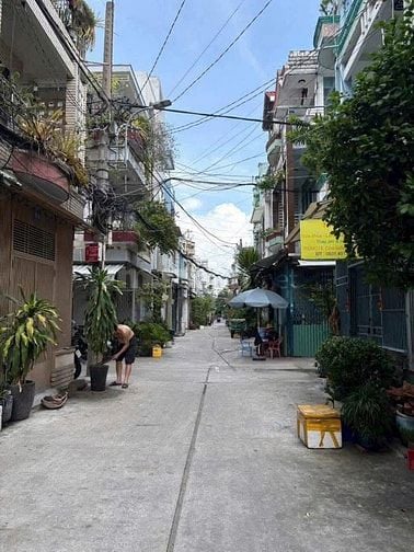 CHỈ 5.68 TỶ  SỞ HỮU NGAY NHÀ HXH LẠC LONG QUÂN, P.3, QUẬN 11