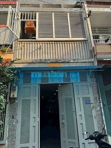 CHỈ 5.68 TỶ  SỞ HỮU NGAY NHÀ HXH LẠC LONG QUÂN, P.3, QUẬN 11