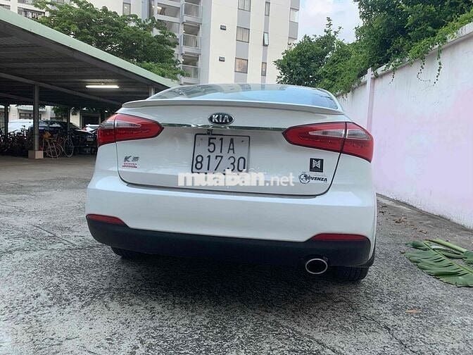 Kia K3 Trắng Số sàn Xăng