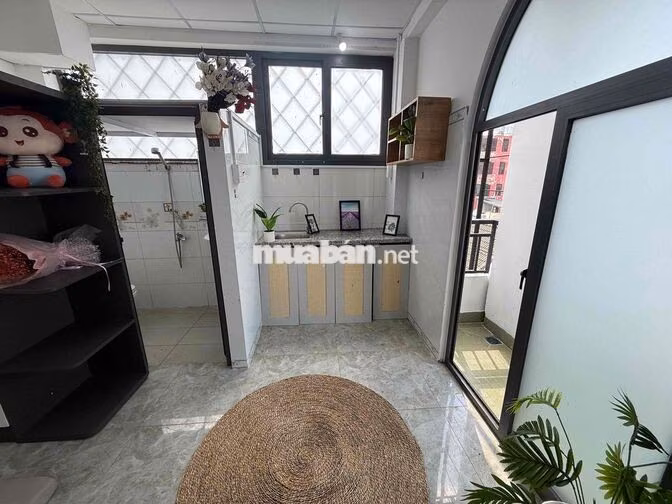 P đi bộ tới ĐH Hùng Vương k gác, có gác, cs- ban công 3tr5-4tr6
