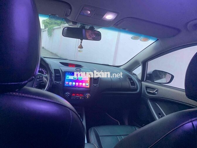 Kia K3 Trắng Số sàn Xăng