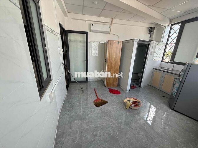 P đi bộ tới ĐH Hùng Vương k gác, có gác, cs- ban công 3tr5-4tr6