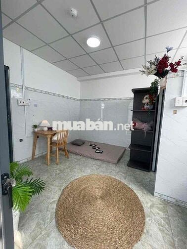 P đi bộ tới ĐH Hùng Vương k gác, có gác, cs- ban công 3tr5-4tr6