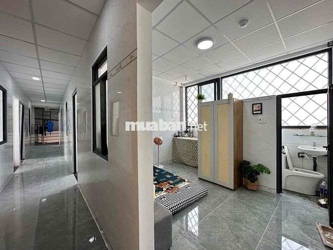 P đi bộ tới ĐH Hùng Vương k gác, có gác, cs- ban công 3tr5-4tr6