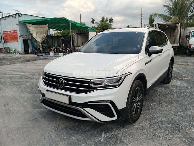 Volkswagen Tiguan Allspace 2023 Trắng 36.000km