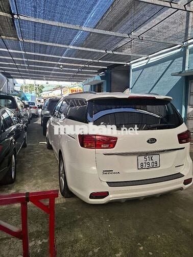 Kia Sedona 2019 Trắng 7 chỗ