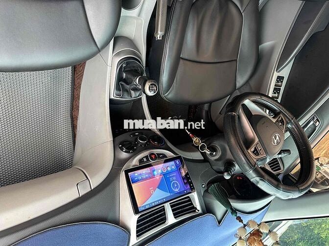 Hyundai Accent 2014 Số sàn Trắng Nhập khẩu