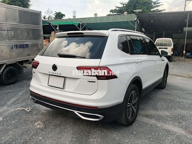 Volkswagen Tiguan Allspace 2023 Trắng 36.000km