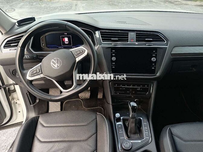 Volkswagen Tiguan Allspace 2023 Trắng 36.000km