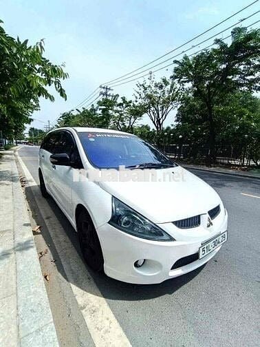 Mitsubishi Grandis 7 chỗ Trắng
