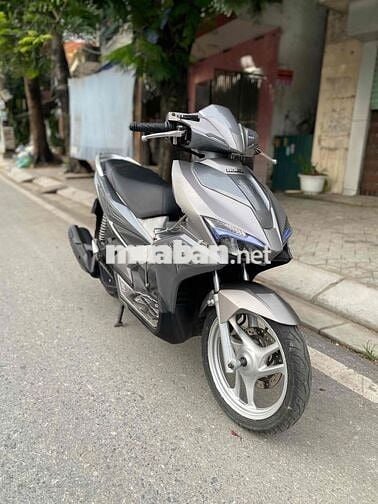 Honda Air Blade Xám