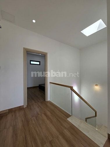 Nhà 3 tầng mới xây hẻm  nhựa 13m  có lề p.AL tphcm