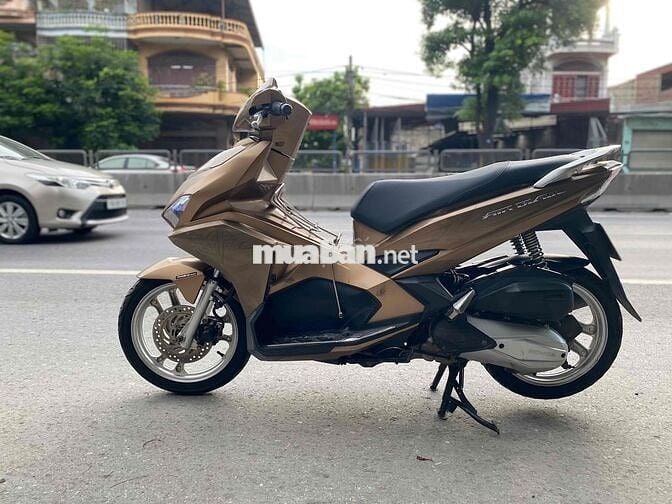Honda Air Blade 125 Vàng đồng