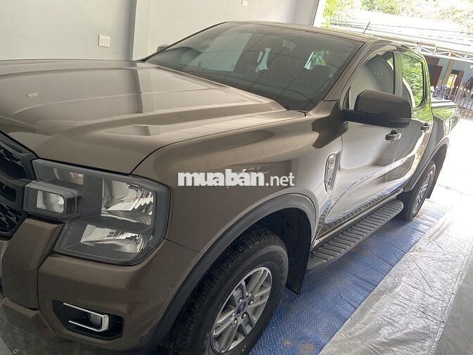 Ford Ranger XLS 2022 Nâu 5 chỗ 36000 km