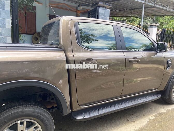 Ford Ranger XLS 2022 Nâu 5 chỗ 36000 km