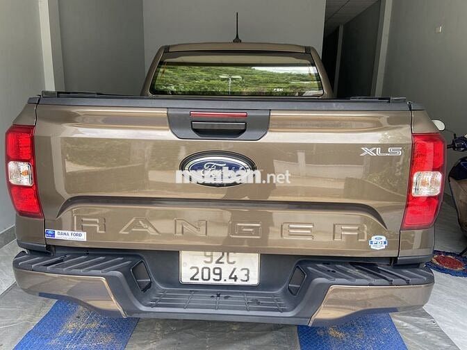 Ford Ranger XLS 2022 Nâu 5 chỗ 36000 km