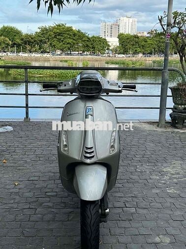Vespa Sprint 2020 iGet ABS đèn led 2 tầng xe đẹp