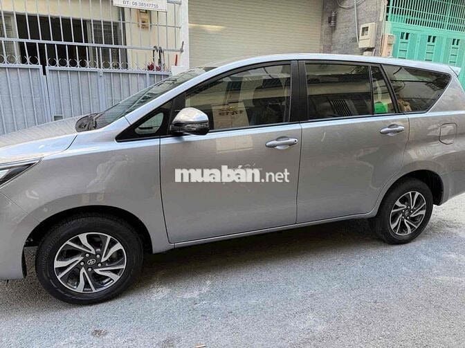 Toyota Innova 2021 Số sàn Bạc